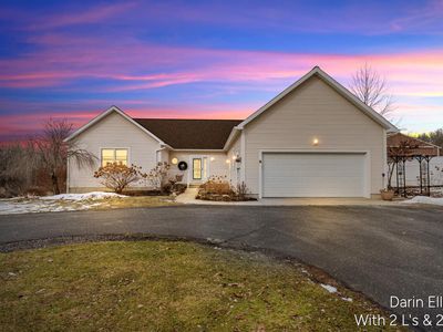 7086 Peck Lake Rd, Saranac, MI, 48881