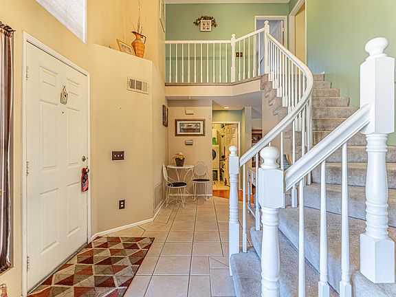 4th image of 44241 N Balmuir Ave