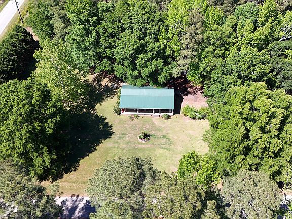 2nd image of 41 Deerfield Ln