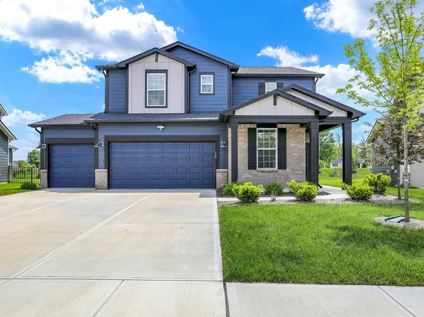 5461 Oak Knoll Dr, Whitestown, IN 46075