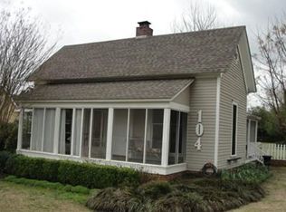 401 S Grandview Ave, Clarksville, AR 72830