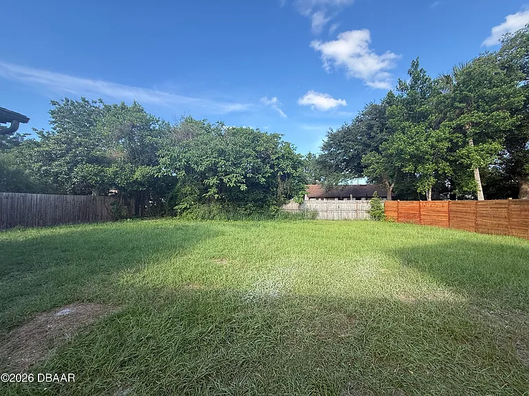 243 S Hull Ave — Photo 27
