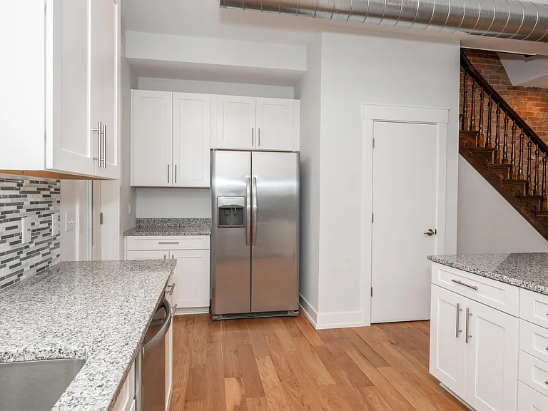 2913 Price Ave — Photo 19