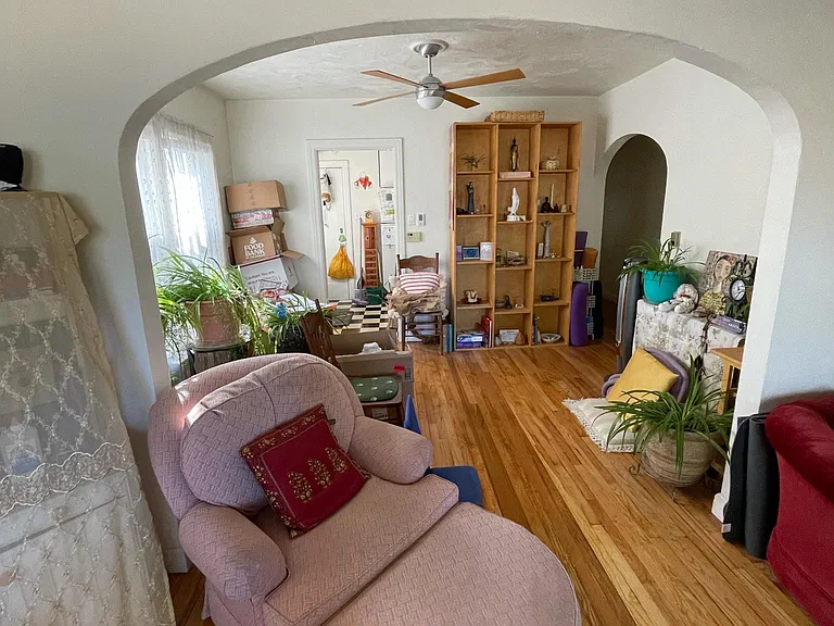 615 Gunnison Ave #617 — Photo 3