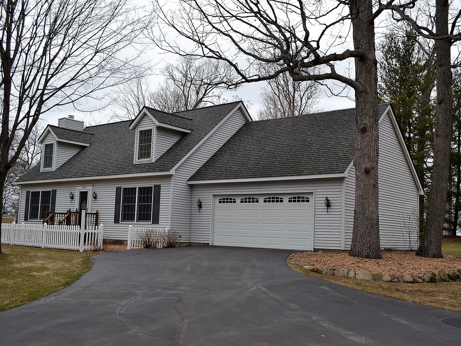 1679 Ridge Rd, White Lake, MI 48383 Zillow