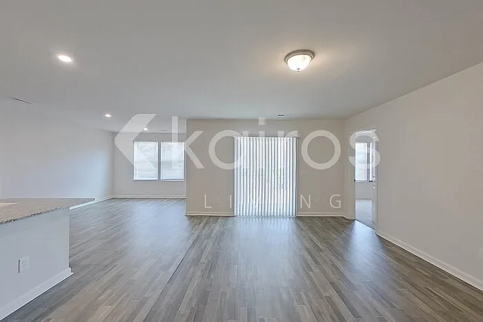 2617 Provence Dr SE — Photo 4
