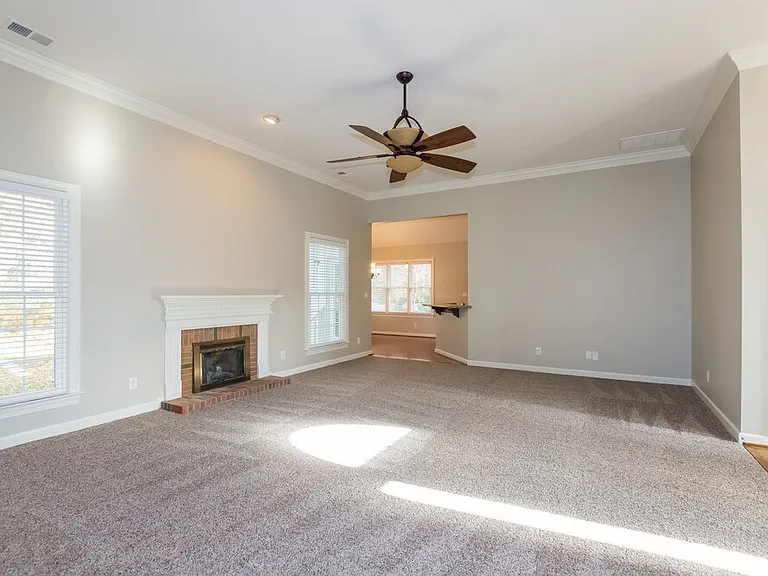 9424 Arborview Ct — Photo 3