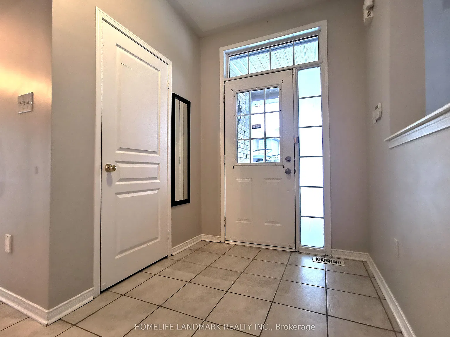 4 bed, $3,900 — Photo 2