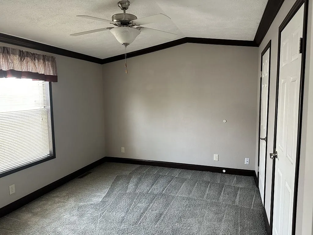 2 bed, 1.0 bath, 784 sqft, $1,595 — Photo 3