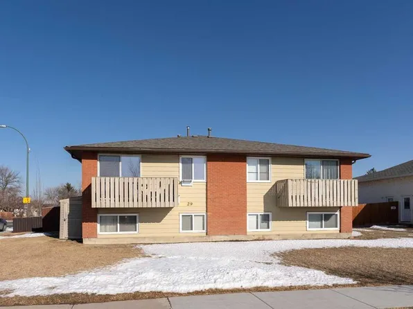 29 W Meadowlark Blvd N #2, Lethbridge, AB T1H 4R4