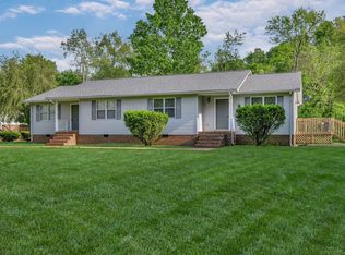 120 E Acres Ave #A, Waverly, TN 37185