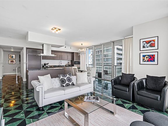 5th image of 485 Brickell Ave APT 4310