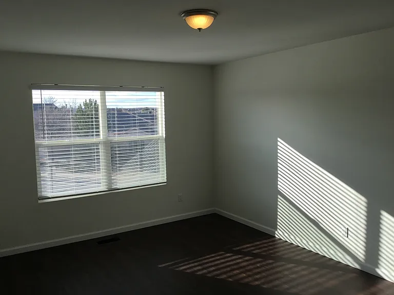 10319 Calle Dichoso Ct NW — Photo 18