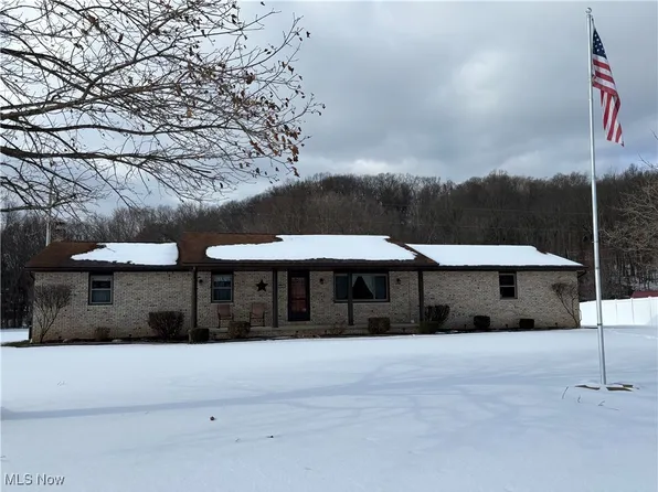 6688 State Route 416 SE, Gnadenhutten, OH 44629