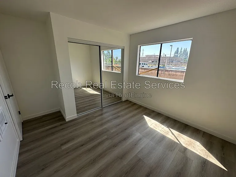 716 Broadway #20 — Photo 9