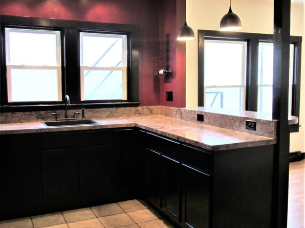 13 Bacon St APT 202, Biddeford, ME 04005