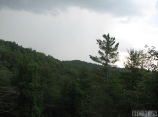 30 Lower Tanglewood Rd E UNIT 3, Lake Toxaway, NC 28747