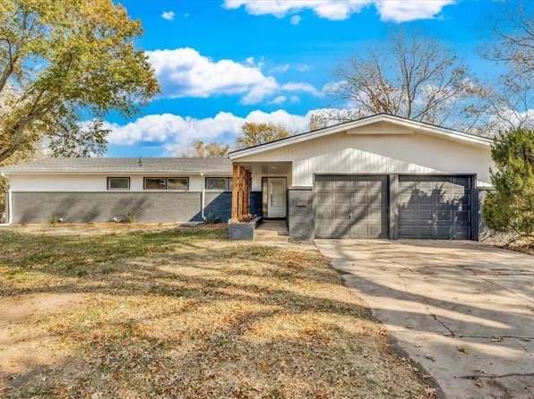 2250 N Roosevelt Ave, Wichita, KS 67220