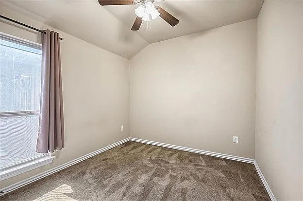 11305 NW 96th St — Photo 13