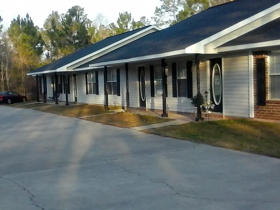 154 Via Don Ray Rd #D