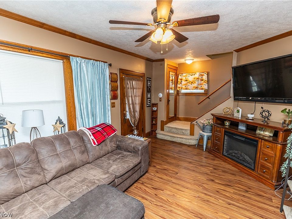 247 Stanford Ave, Elyria, OH 44035 Zillow