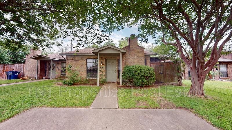 1st image of 616 San Saba Ct