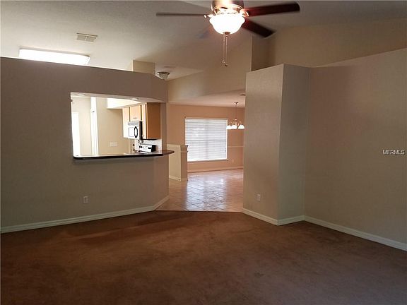 4th image of 436 Lake Elizabeth Dr