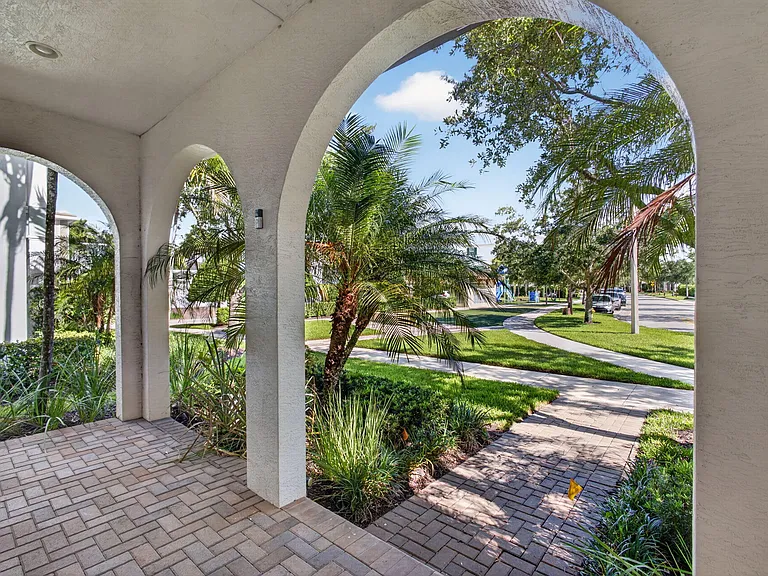 4025 Faraday Way — Photo 4