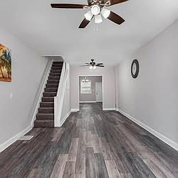1st image of 428 N Lakewood Ave Room 3