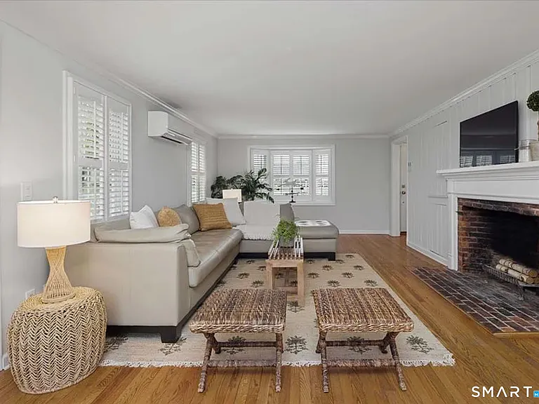 67 Maple Ave N — Photo 5