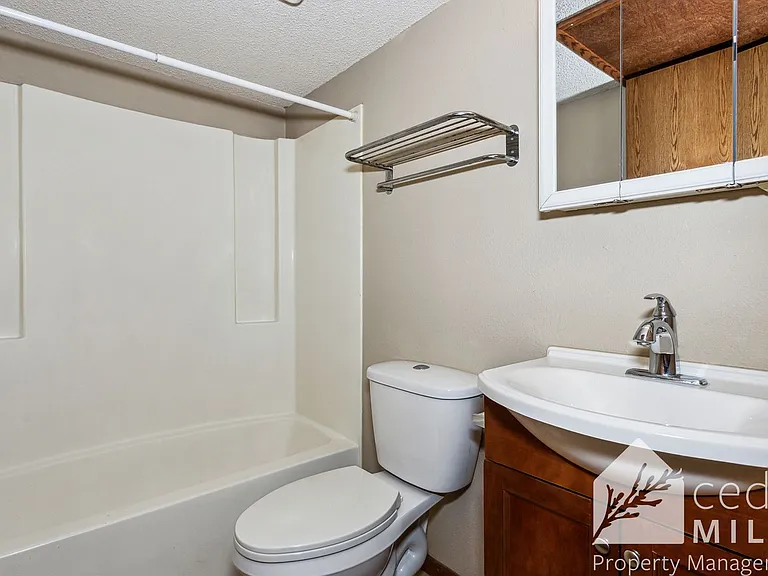 Stone Edge Apartments — Photo 11
