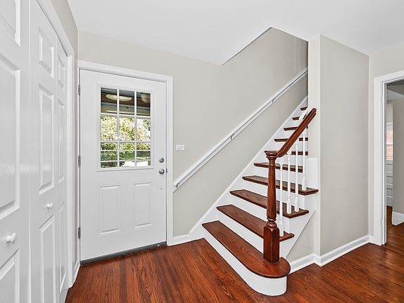 2nd image of 2314 Simpson St