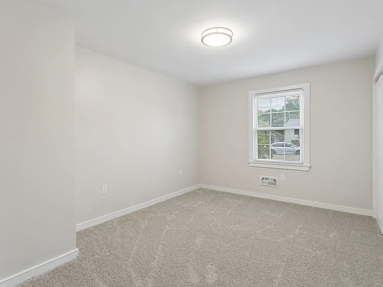 127 Bell Ave — Photo 18