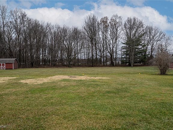 5th image of 987 Homeland Dr