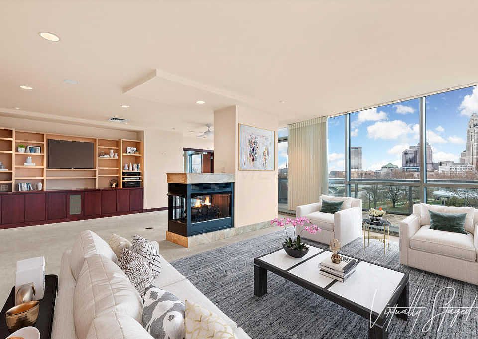 1st image of 1 Miranova Pl APT 530