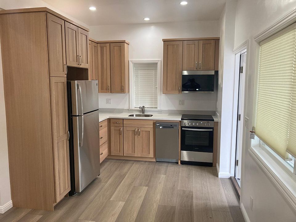1st image of 167 Pacific Ave