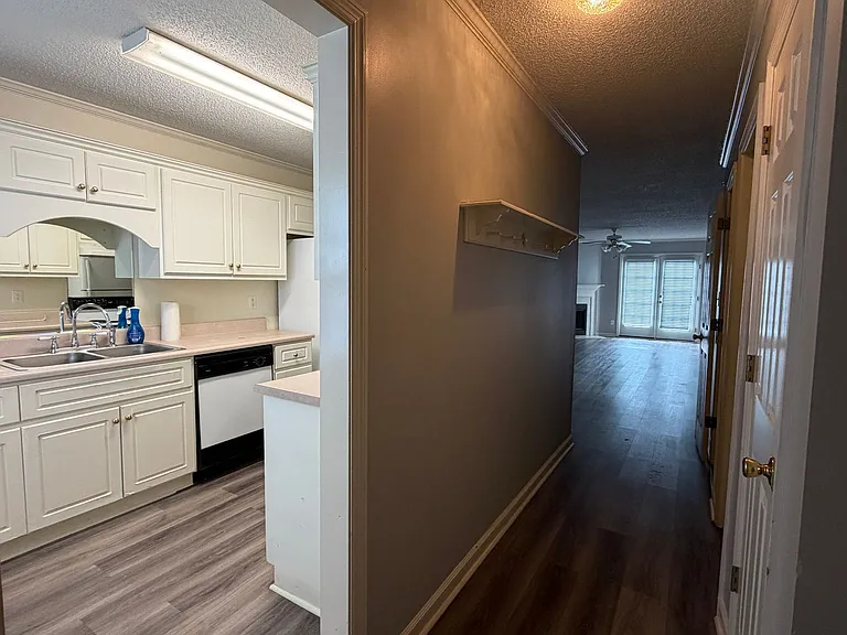 4420 Misty Cove Ct — Photo 2