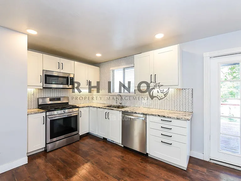 983 E Dry Gulch Cir — Photo 2