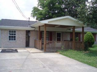 1685 Ross Trl NW, Dalton, GA 30721