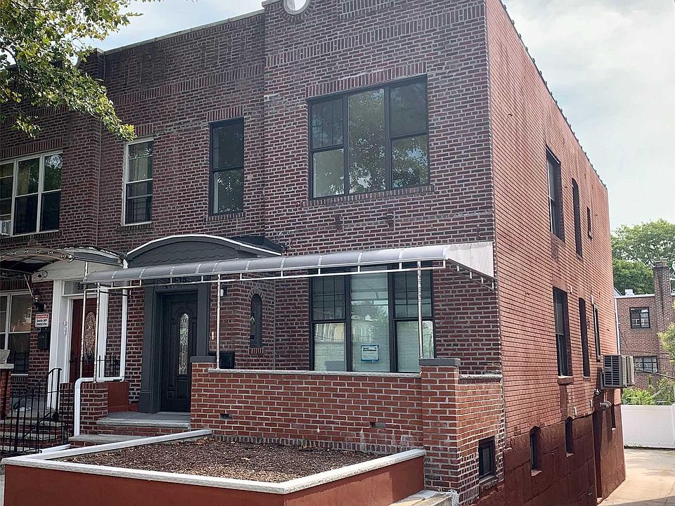1st image of 5015 42nd St