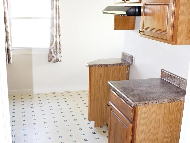2202 Aberdeen Ave — Photo 3