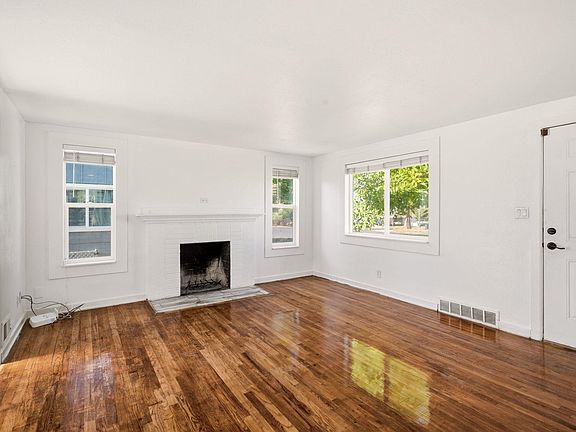2nd image of 4518 N Assembly St