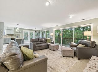 3127 Griggsview Ct, Columbus, OH 43221