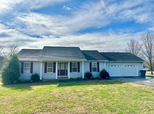 3040 Mine Lick Creek Rd, Cookeville, TN 38501