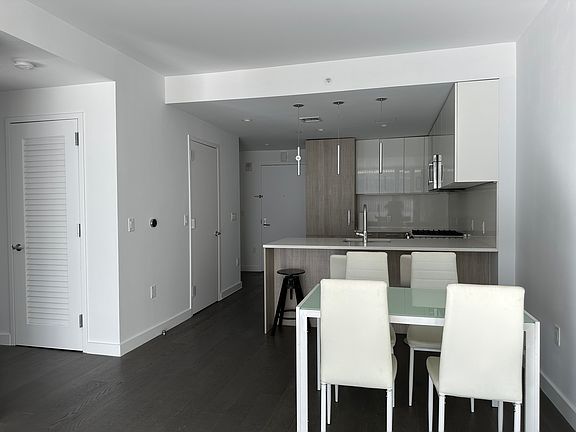 3rd image of 13105 40th Rd #Phm