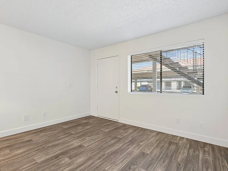 Mesa Station Apartments — Photo 23