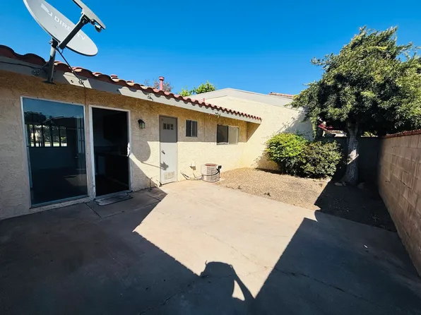 115 S Granada Dr APT 2, Madera, CA 93637