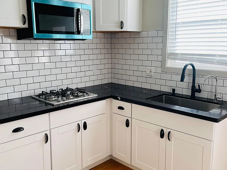 15165 Golden Gate Dr #15165 — Photo 8