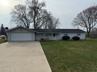 11328 Rio Vista Ave, Leo, IN 46765