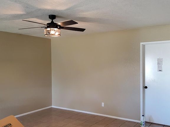 3rd image of 4815 W Becker Ln